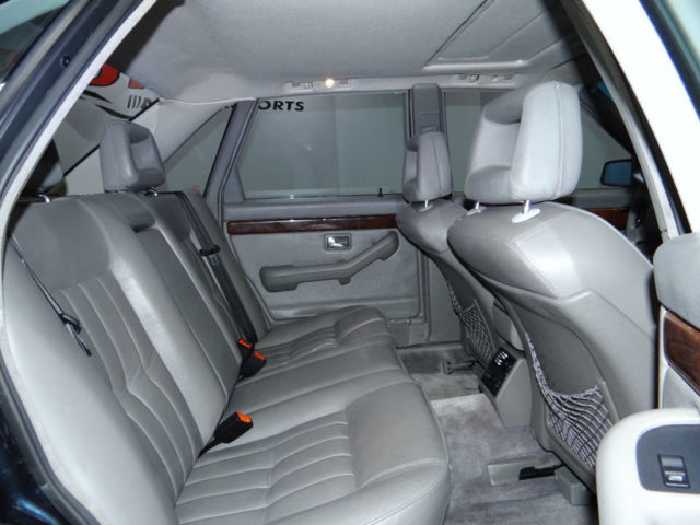 1990 Audi V8 Quattro 4dr Sedan - photo 9