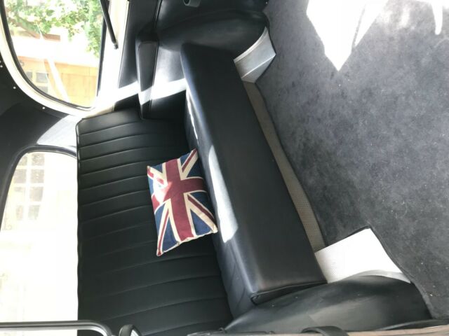 1967 Austin FX4 - photo 3