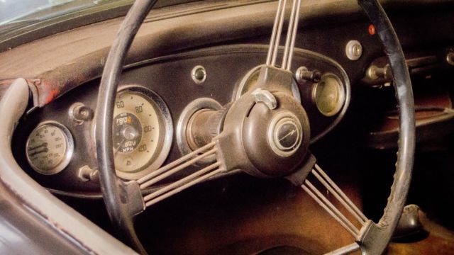 1958 Austin Healey 100-6 - photo 6