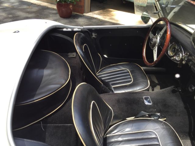 1959 Austin Healey 100-6 Louvered bonnet - photo 5