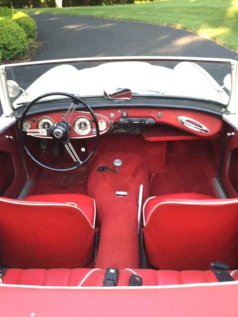 1962 Austin Healey 3000 BT-7 2x2 with operating electric overdrive - photo 10