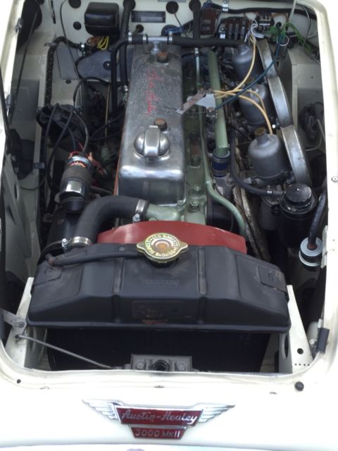 1962 Austin Healey 3000 BT-7 2x2 with operating electric overdrive - photo 6