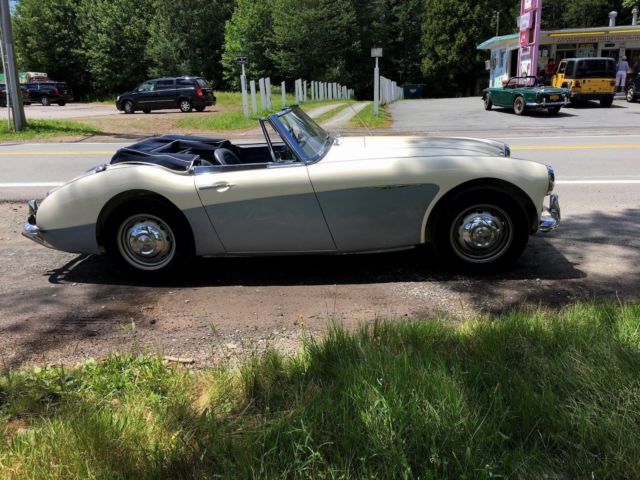 1965 Austin Healey 3000 Blue - photo 2