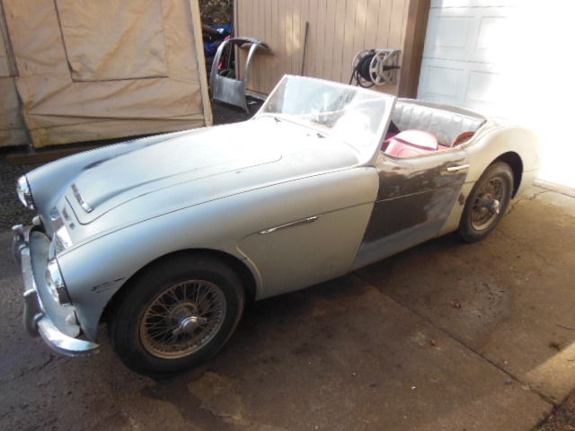 1961 Austin Healey 3000 red - photo 2