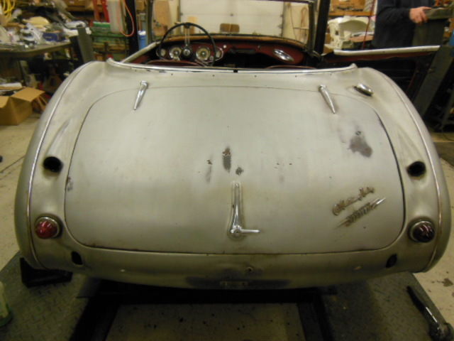 1961 Austin Healey 3000 red - photo 5