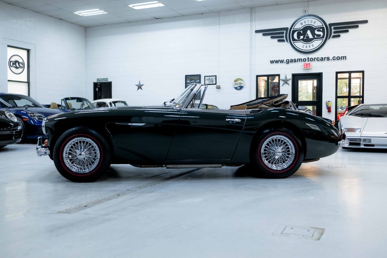 1967 Austin-Healey 3000 Mark III Convertible - photo 10