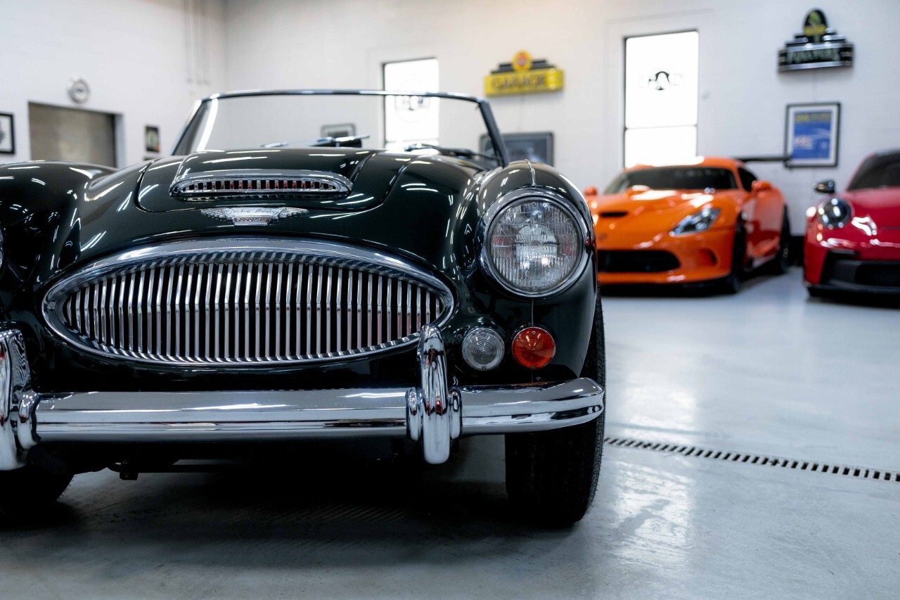 1967 Austin-Healey 3000 Mark III Convertible - photo 11