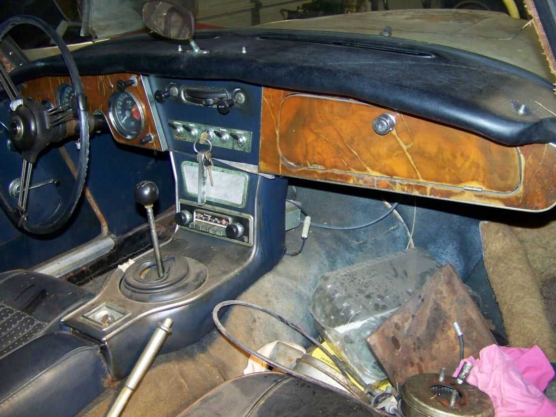 1967 Austin Healey 3000 BJ8 - photo 12