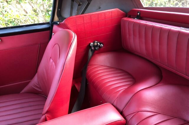 1966 Austin Healey 3000 - photo 10