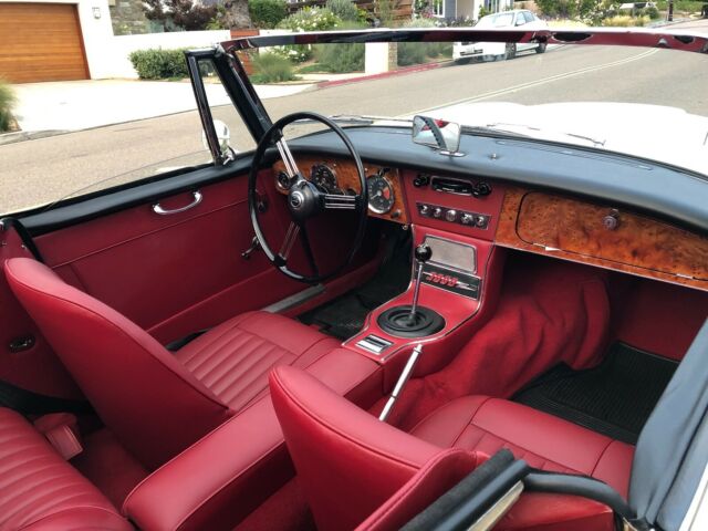 1966 Austin Healey 3000 - photo 7