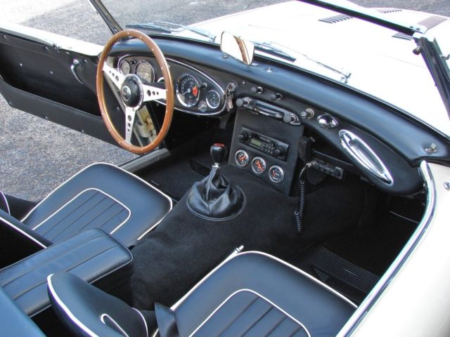 1960 Austin Healey 3000 - photo 7