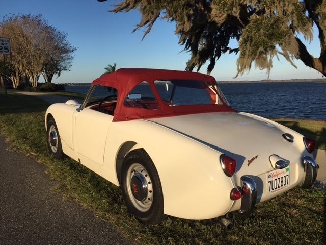Austin Healey Bugeye Sprite White/Red interior 1960 Austin Healey Sprite Red