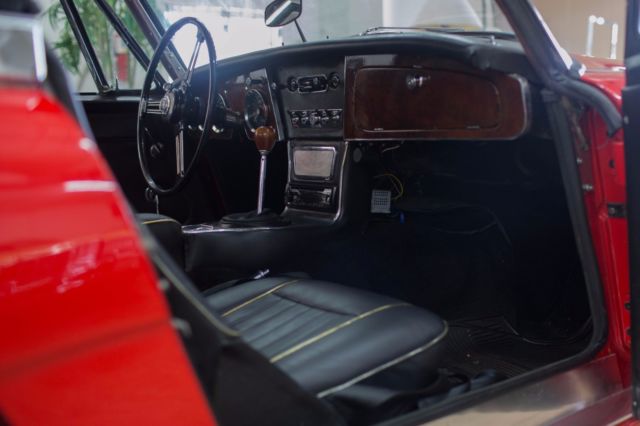 1965 Austin Healey 3000 - photo 6
