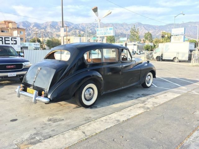 1961 Austin 4 door - photo 3