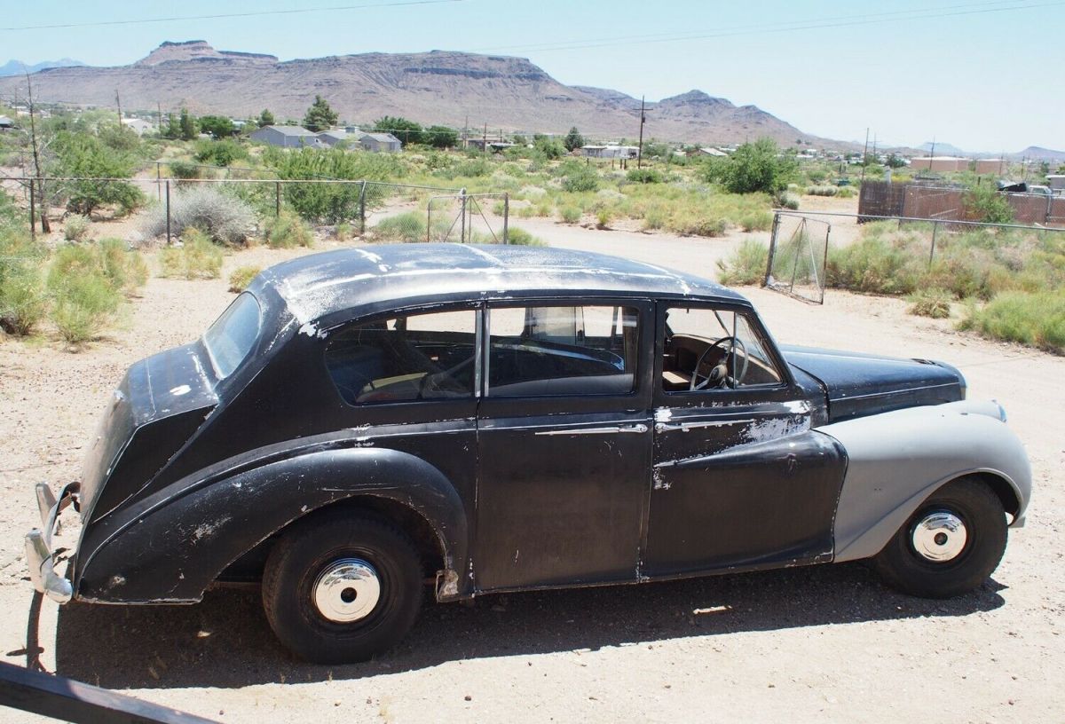 Austin Princess 4 Litre Limousine 1965 99% complete better than parts car 1965 Austin Princess Limousine With Glass Divider, 99% complete.