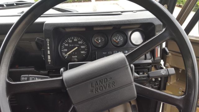 1988 Land Rover Defender 110 - photo 12