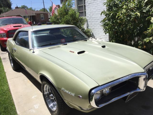 1968 Pontiac Firebird 400