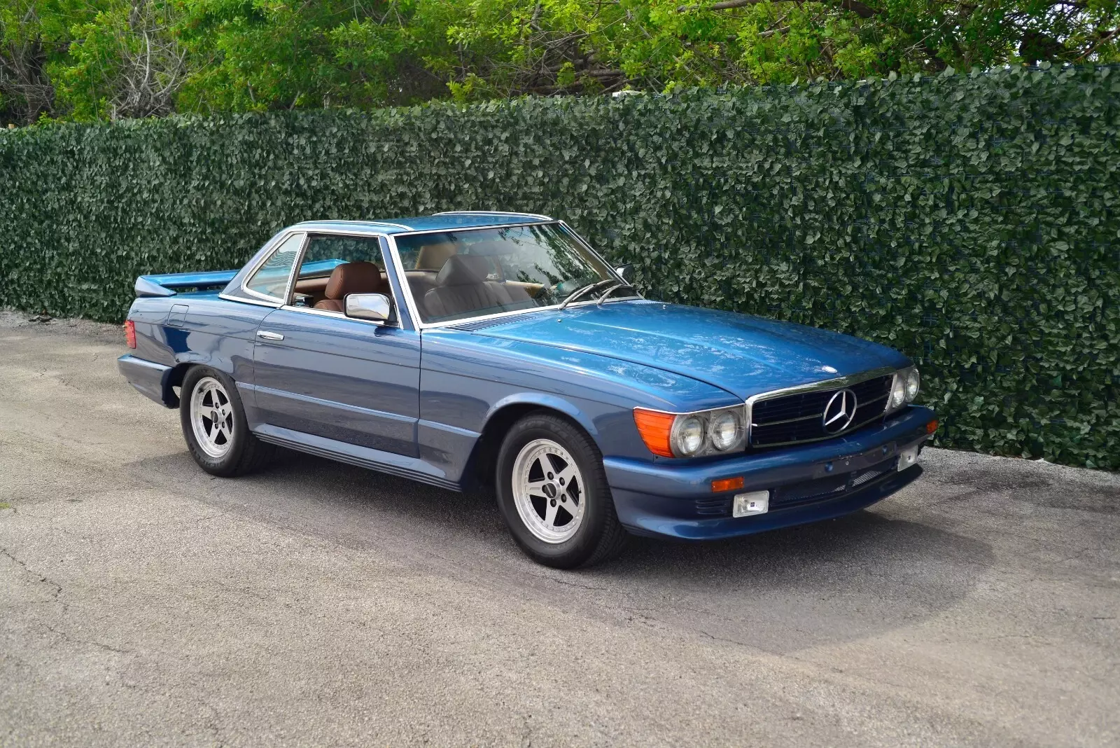 1984 Mercedes-Benz SL-Class Roadster - photo 2