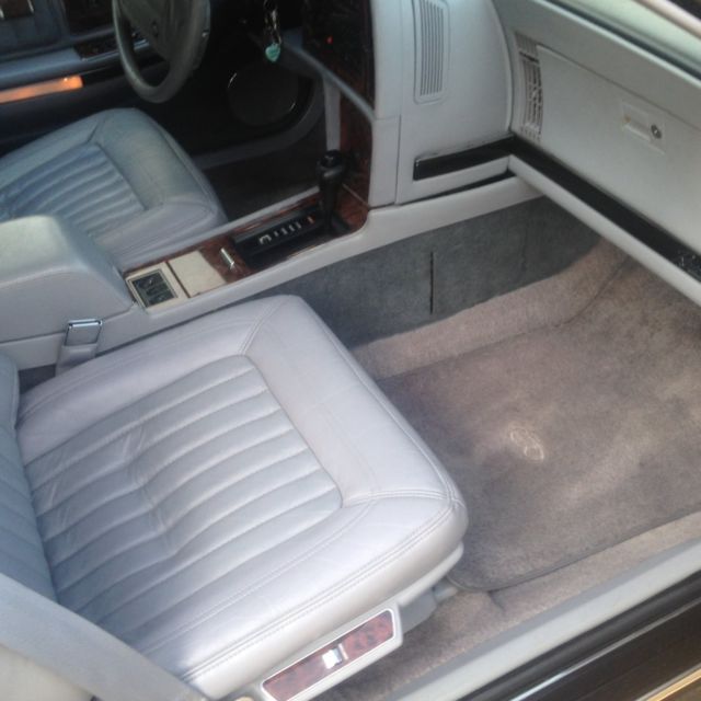 1990 Buick Riviera - photo 8