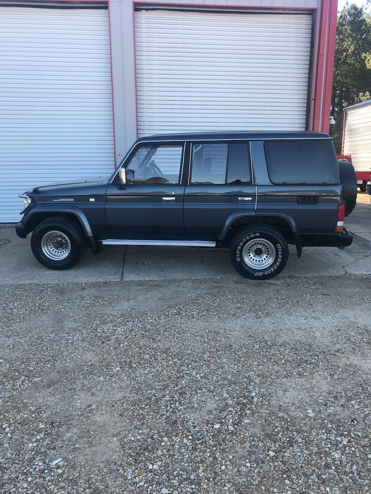1994 Toyota Land Cruiser SX - photo 2