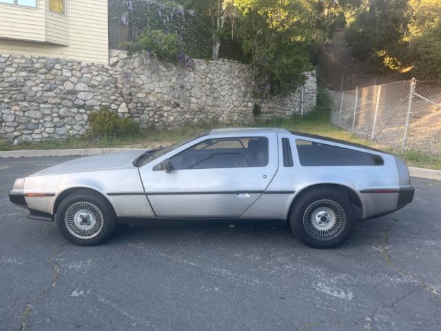 1983 DeLorean DMC-12 - photo 2