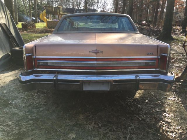 1979 Lincoln Town Car - photo 3