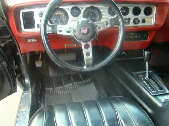 1981 Pontiac Firebird T/A - photo 6