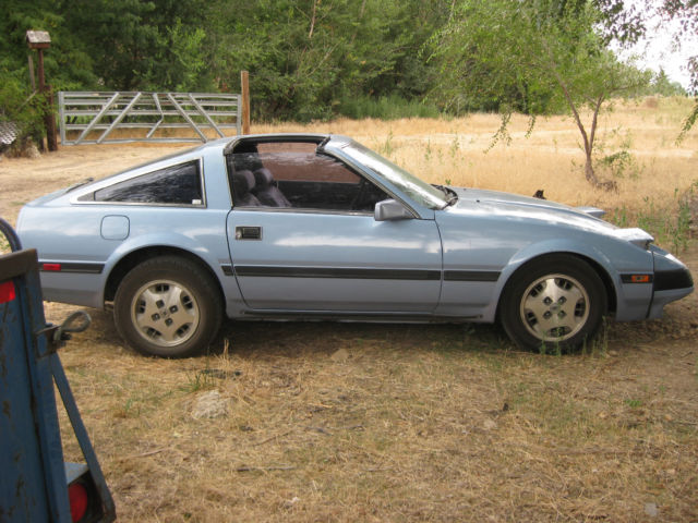 Automobile, Nissan 300ZX Sport Coupe, T-Tops, 5-Speed, 2-door. 1984 Nissan 300ZX