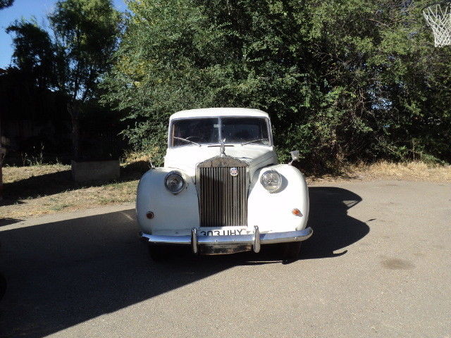 1963 Austin PRINCESS VADEN PLAS LIMO PAINT