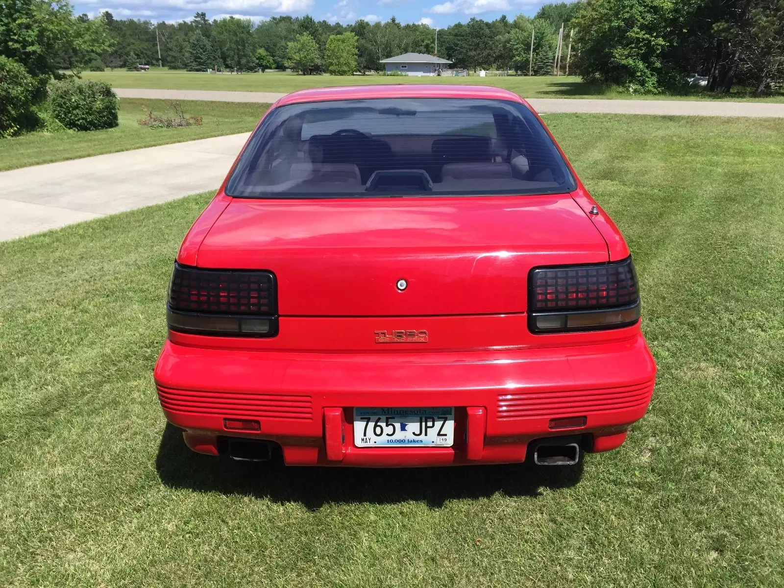 1990 Pontiac Grand Prix - photo 2