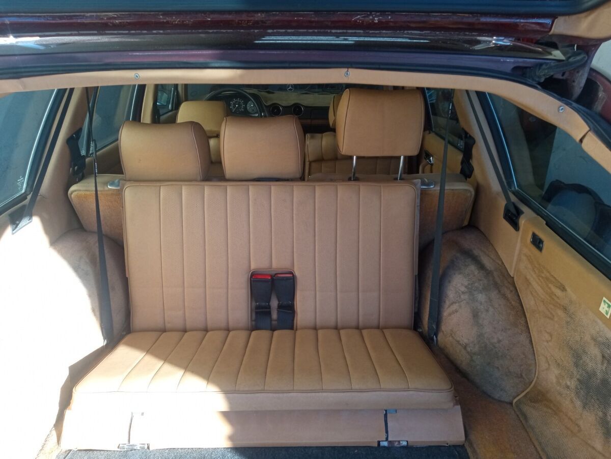 1982 Mercedes-Benz 300-Series - photo 11