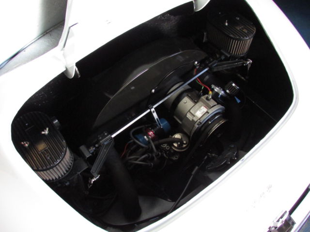 1957 Porsche 356 INTERMECCANICA CONTINUATION SPEEDSTER 356 REPLICA - photo 10