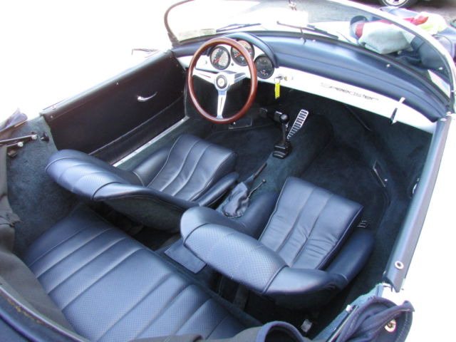 1957 Porsche 356 INTERMECCANICA CONTINUATION SPEEDSTER 356 REPLICA - photo 8