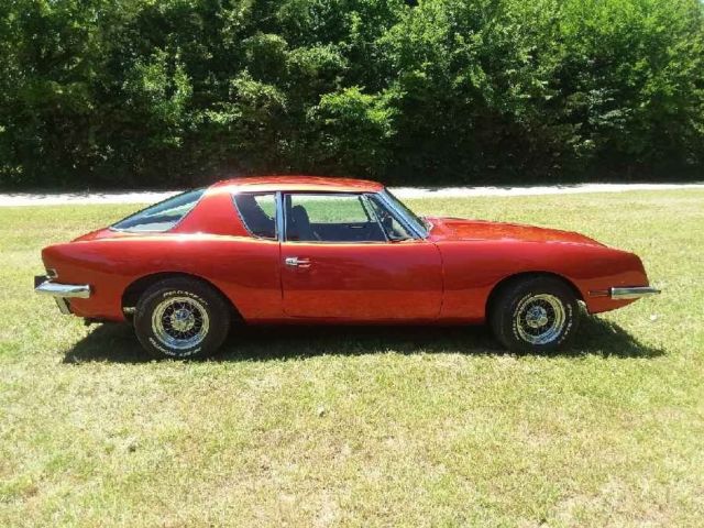 1974 Studebaker Avanti II - photo 2