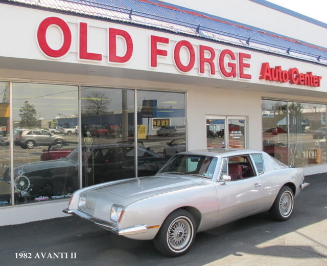 Avanti II 350 v8 automatic red leather LOW RESERVE 1982 Studebaker Avanti II