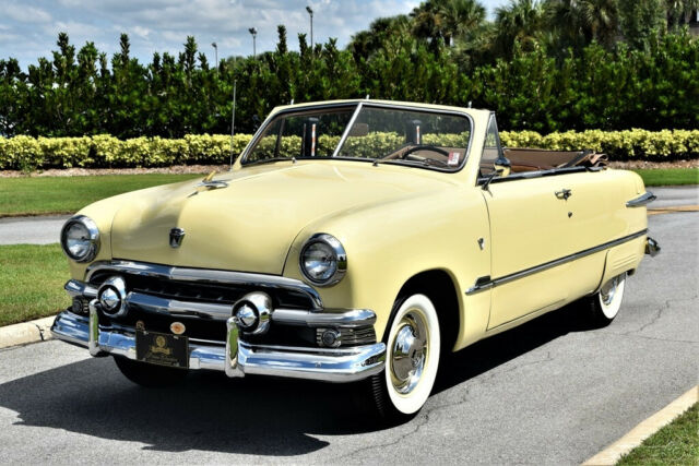 1951 Ford Custom Deluxe Convertible 239 V-8, Manual, AACA Winner - photo 2