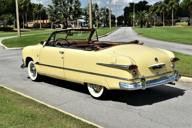 1951 Ford Custom Deluxe Convertible 239 V-8, Manual, AACA Winner - photo 3