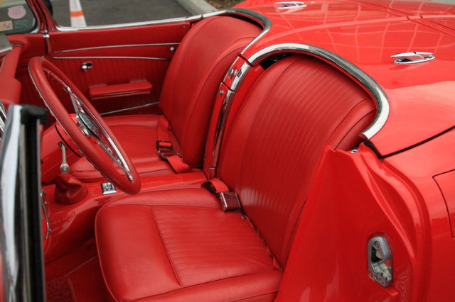 1962 Chevrolet Corvette Roadster - photo 10