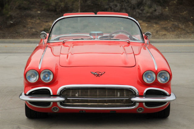 1962 Chevrolet Corvette Roadster - photo 2