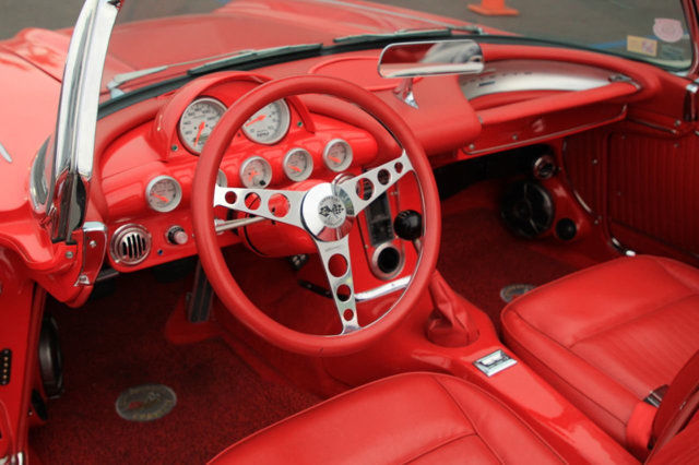 1962 Chevrolet Corvette Roadster - photo 8