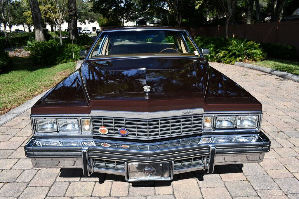 1977 Cadillac DeVille Spectacular Grand National 1st Place Winner - photo 9