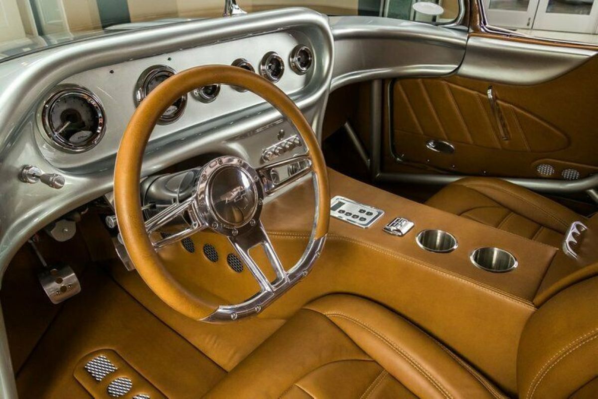 1962 Chevrolet Corvette Restomod - photo 2