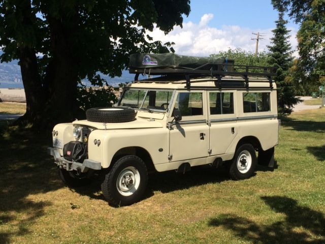 1969 Land Rover Land Rover Series IIa 109