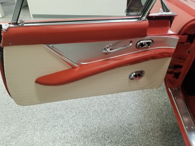 1956 Ford Thunderbird - photo 9