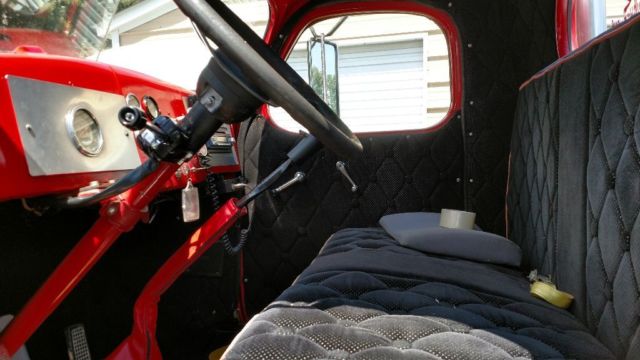 1947 International Harvester KB6 road truck - photo 10