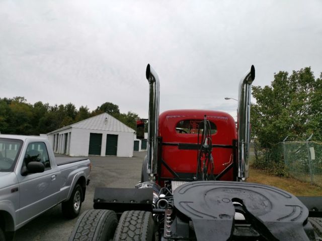 1947 International Harvester KB6 road truck - photo 4