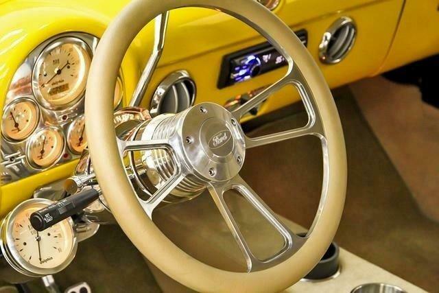 1953 Ford Fairlane Customline - photo 8