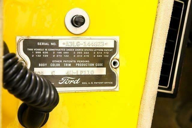 1953 Ford Fairlane Customline - photo 9