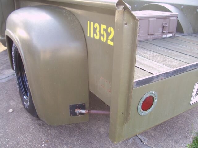 1967 Ford F-100 - photo 2