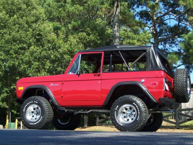 Awesome 1976 Ford Bronco Fully Restored Lifted & Loaded Built 351 V8 Show & Go! 1976 Ford Bronco Lifted/Loaded